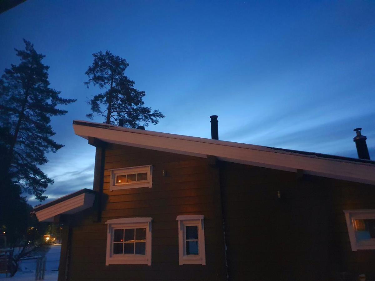 Stunning Log Cabin 45M2 On The Shore Of Kallavesi. Kuopio Buitenkant foto